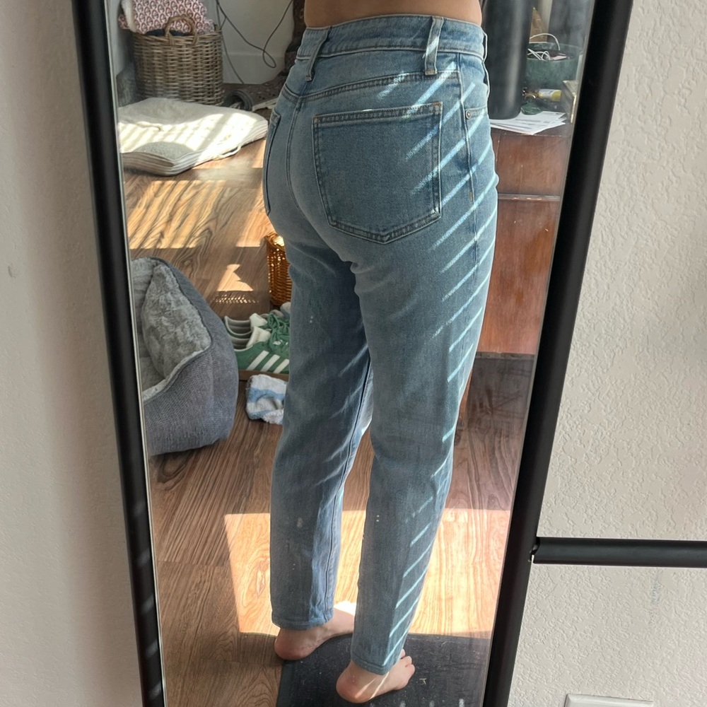 Hale- Classic Blue Women's Straight Leg Jeans- size 25